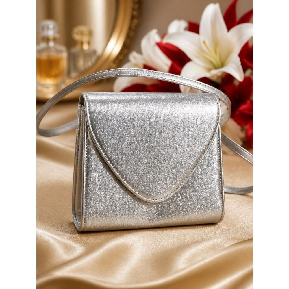 SILVER EVENING BAG NWOT 